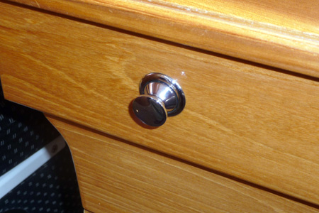 <span style= >Cabinet And Drawer Latch</span>