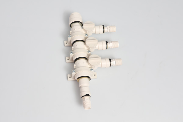<span style= >Fresh Water Inlet Manifold, Hot Outlet Manifold 3 Valves</span>